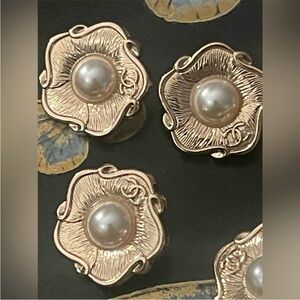 Set of 3 Chanel Buttons